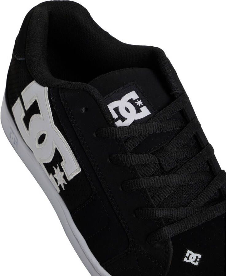 DC Shoes Sneakers Net