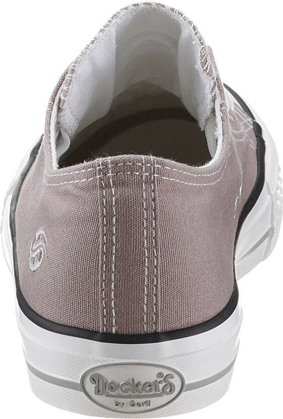 Dockers by Gerli Sneakers met een stijlvol logoborduursel