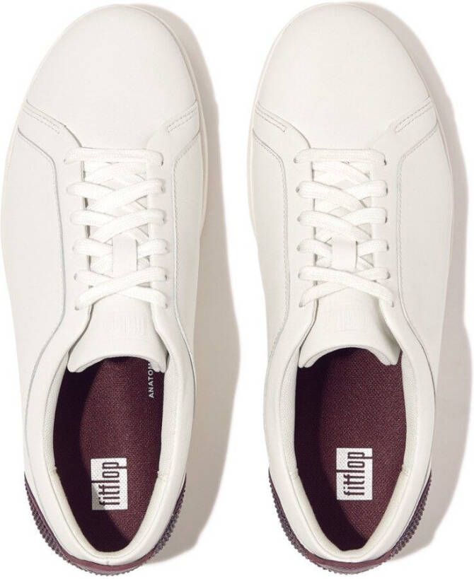 Fitflop Sneakers RALLY CRYSTAL Vrijetijdsschoen veterschoen lage schoen met metallic hielpatch