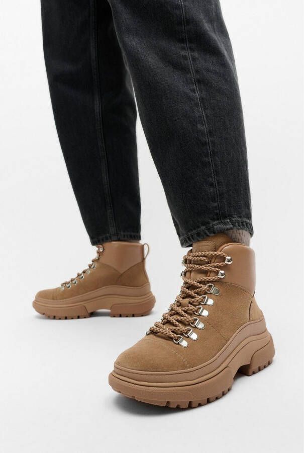 Fitflop Veterschoenen WYLDER SUEDE HIKER-LACE BOOTS Trekking boots veterschoenen met robuuste plateauzool