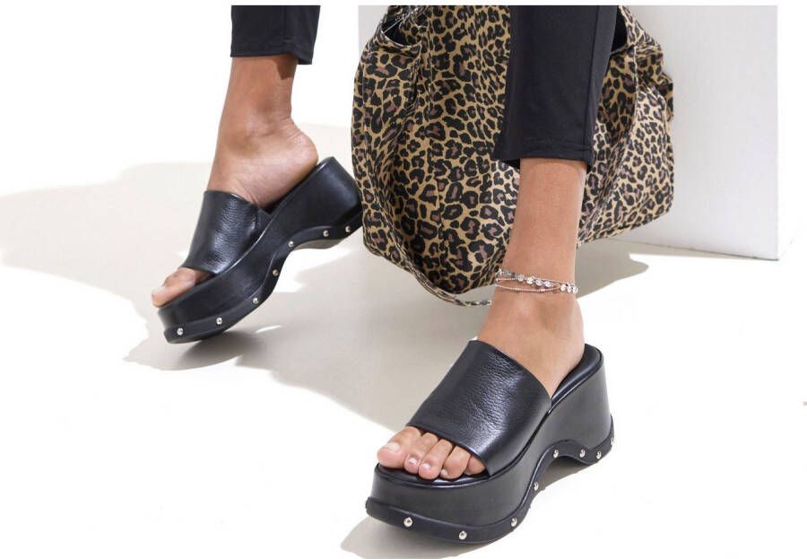 French Connection Slippers Mule sandaal open schoen van leer met modieuze plateausole