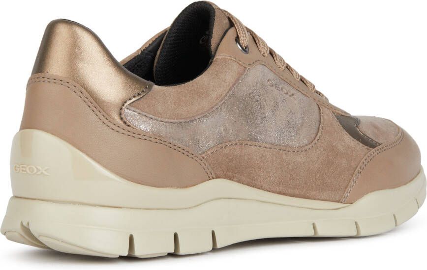 Geox Sneakers D SUKIE met glans vrijetijdsschoen lage schoen veterschoen
