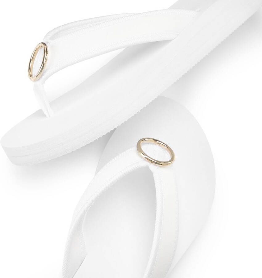 Lascana Badslippers Sandaal pantoletten badschoen met ringapplicatie "Italië" VEGAN