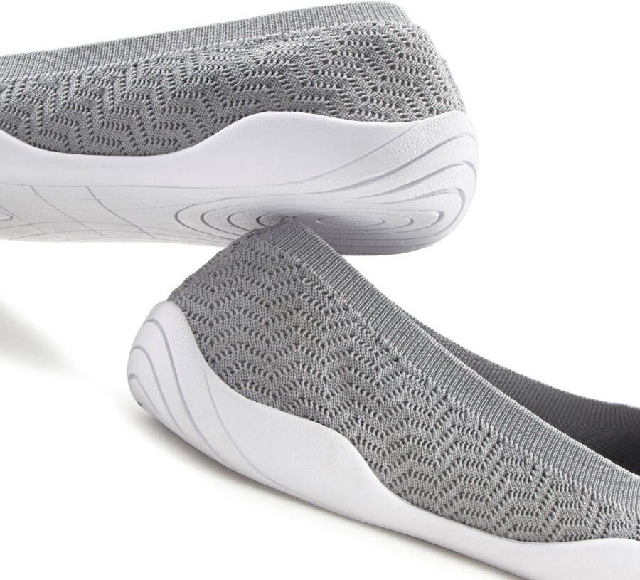 Lascana Sneaker ballerina's Slipper lage schoen slip-on sneaker ultralicht VEGAN