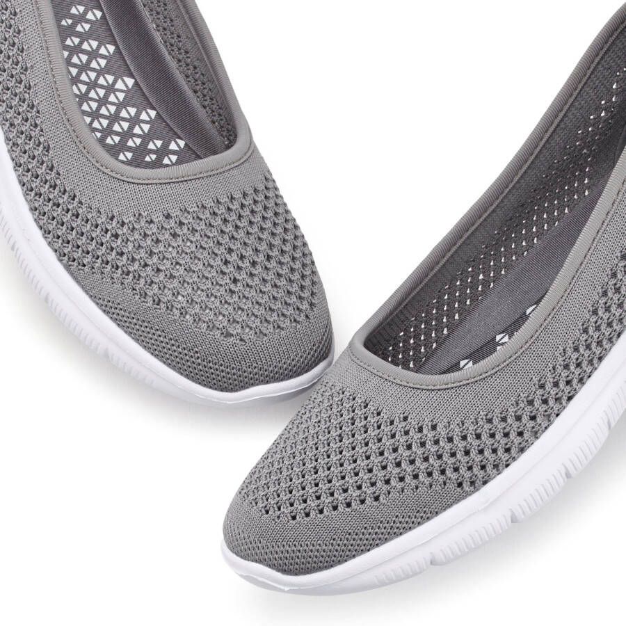 Lascana Sneaker-ballerina s ultralichte slipper slip-on sneaker vrijetijdsschoen vegan