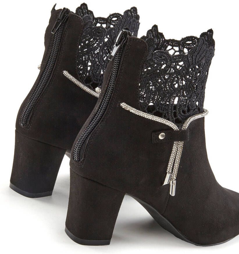 Lascana Laarsjes met elegante kantafwerking laarzen