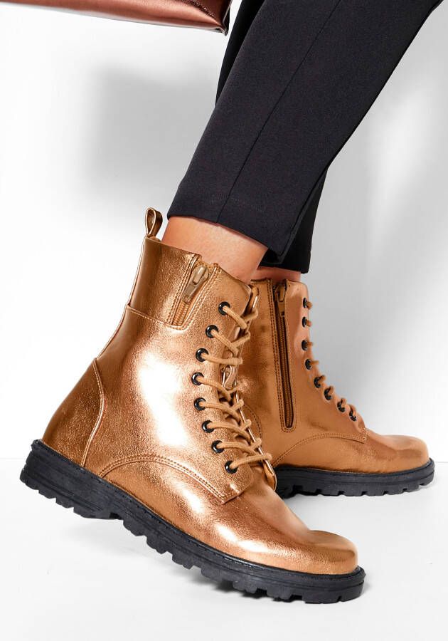 Lascana Laarsjes in de trendy metallic look laarzen vegan