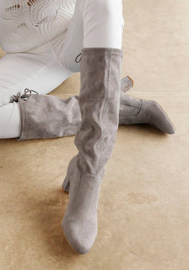 Lascana Instaplaarzen Slip-on boots slouchy boots slip-on stretch & blokhak