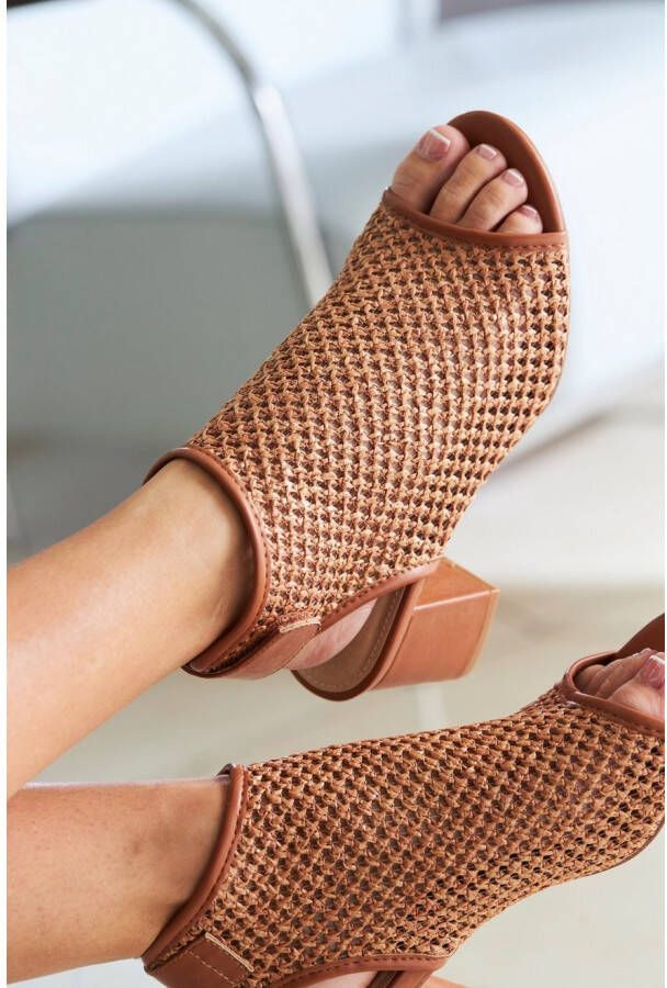 Lascana Sandaaltjes Zomerschoen Sandaal zomerschoen in modieuze vlecht-look VEGAN