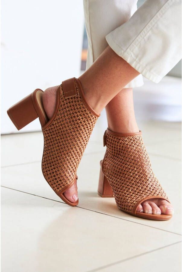 Lascana Sandaaltjes Zomerschoen Sandaal zomerschoen in modieuze vlecht-look VEGAN