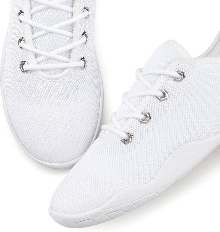 Lascana Sneakers met ultradunne zool superlicht veterschoenen unisex vegan