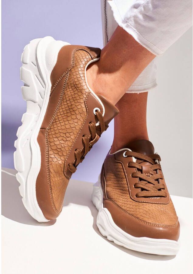 Lascana Sneakers Lage schoen sportschoen lichte chunky zool VEGAN