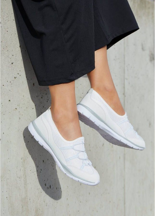 Lascana Sneakers Lage schoen Vrijetijdsschoen Slipper Slip-on sneaker VEGAN