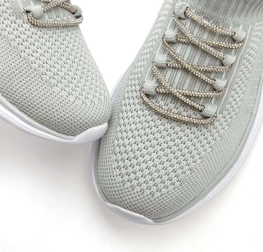 Lascana Sneakers met modieuze glinsterende veters vegan