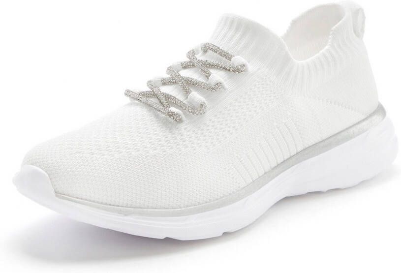 Lascana Sneakers met modieuze glinsterende veters vegan