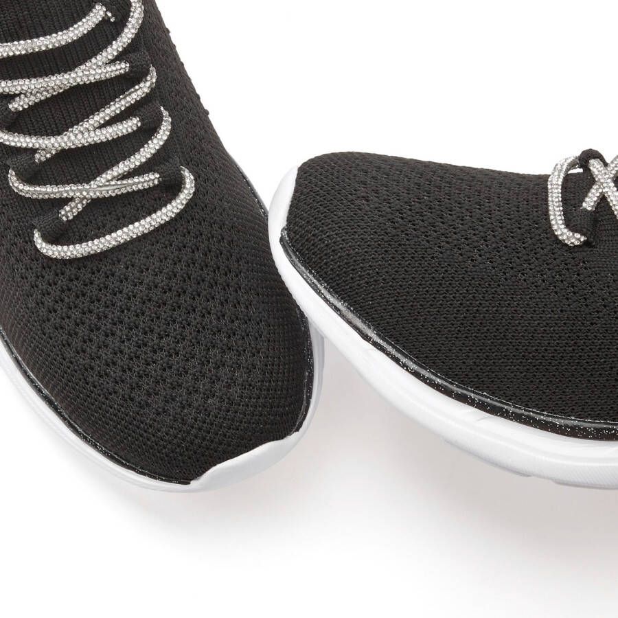 Lascana Sneakers met modieuze glinsterende veters vegan