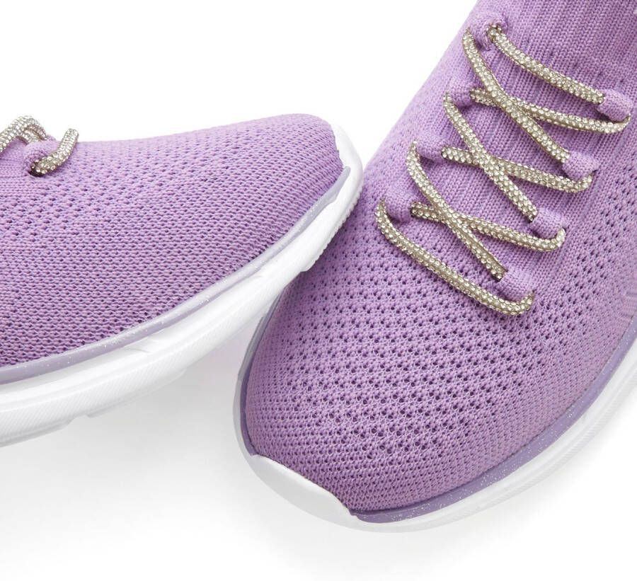 Lascana Sneakers met modieuze glinsterende veters vegan