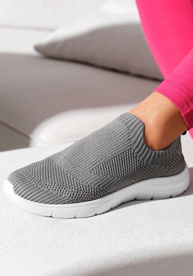 Lascana Sneakers Slip-ins slipper lage schoen ultralicht en om in te slippen VEGAN