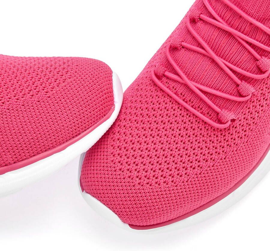 Lascana Sneakers Slipper lage schoen ultralicht en comfortabel om in te slippen VEGAN