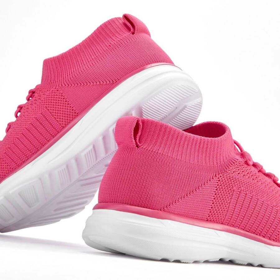 Lascana Sneakers Slipper lage schoen ultralicht en comfortabel om in te slippen VEGAN