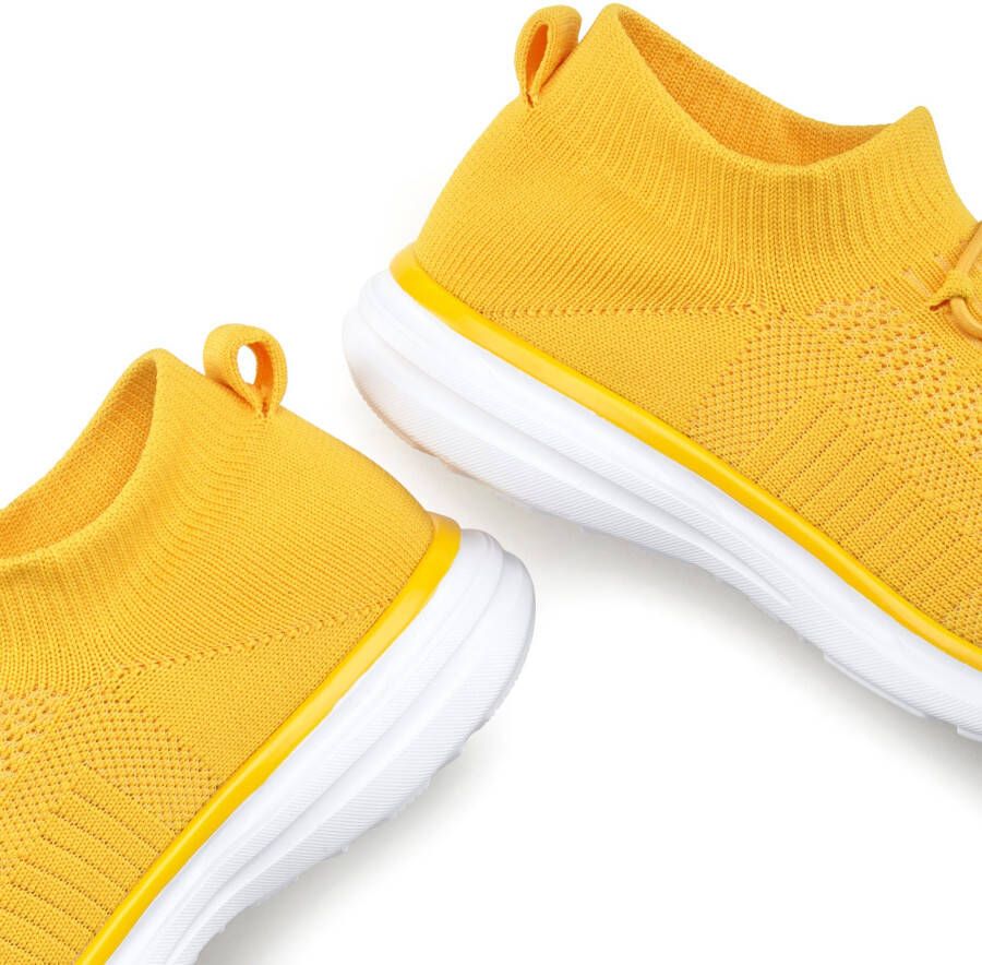 Lascana Sneakers Slipper lage schoen ultralicht en comfortabel om in te slippen VEGAN
