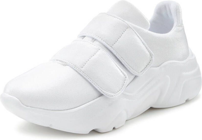 Lascana Sneakers Vrijetijdsschoen lage schoen met klittenband superlicht VEGAN