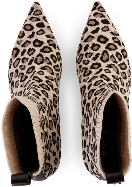 Marc Cain Laarsjes Collections Feminine Rigour