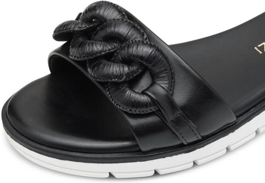 Marco Tozzi Sandalen sleehak zomerschoen sandaal met sierketting in ton-sur-ton