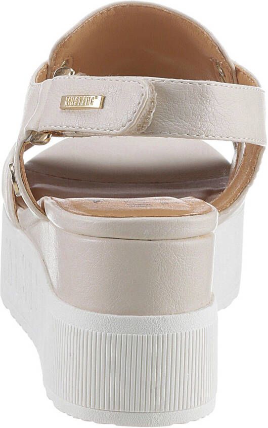 Mustang Shoes Sleehaksandaaltjes zomerschoen sandaal sleehak met klittenbandjes