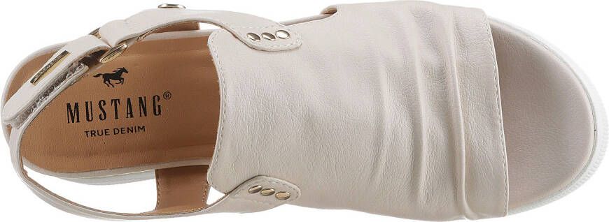 Mustang Shoes Sleehaksandaaltjes zomerschoen sandaal sleehak met klittenbandjes