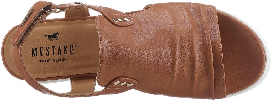 Mustang Shoes Sleehaksandaaltjes zomerschoen sandaal keilhak met klittenbandjes