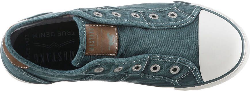 Mustang Shoes Slip-on sneakers Slippers zomerschoenen vrijetijdsschoenen met praktische elastische band