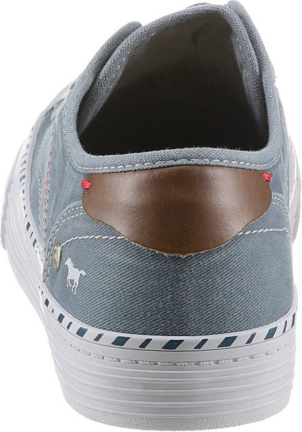 Mustang Shoes Slip-on sneakers met praktisch elastiek