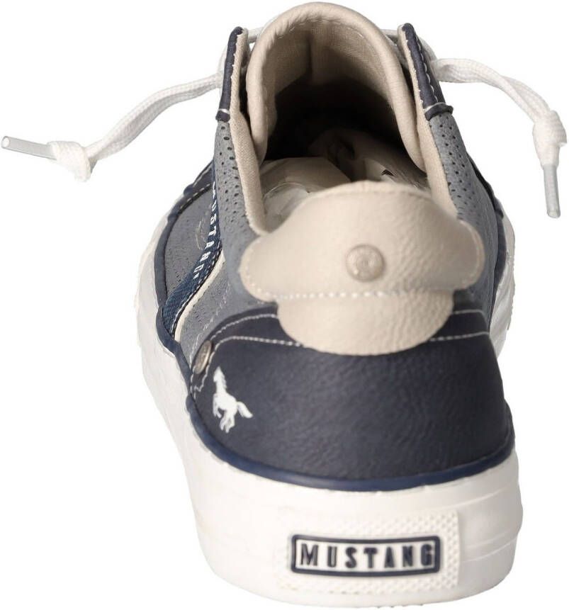 Mustang Shoes Slip-on sneakers met stijlvolle zijstrip vrijetijdsschoen lage schoen veterschoen