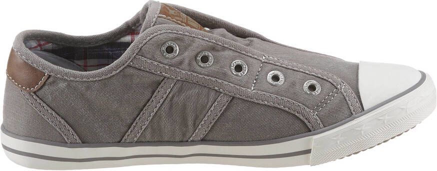Mustang Shoes Slip-on sneakers Slippers zomerschoenen vrijetijdsschoenen met praktische elastische band