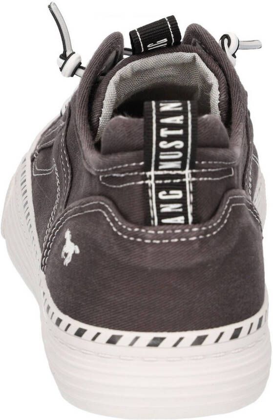 Mustang Shoes Slip-on sneakers slippers instapschoen vrijetijdsschoen met gekleurde zoolrand