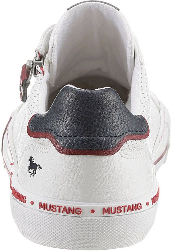 Mustang Shoes Sneakers zachte schachtvering vrijetijdsschoen lage schoen veterschoen