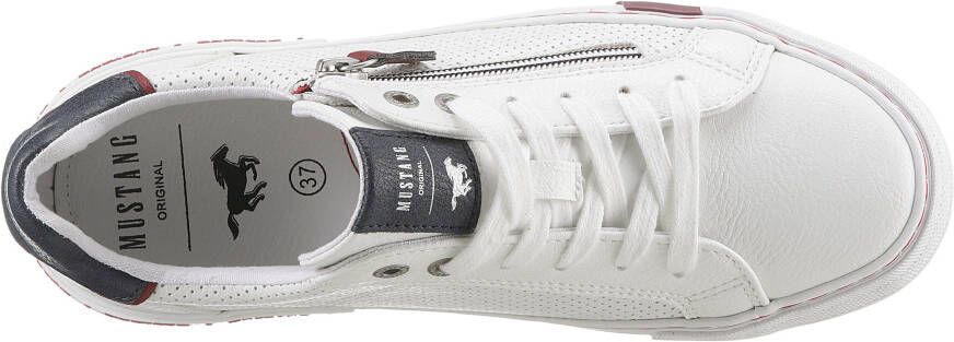 Mustang Shoes Sneakers zachte schachtvering vrijetijdsschoen lage schoen veterschoen