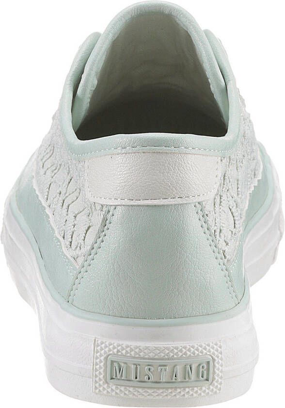 Mustang Shoes Sneakers met kant vrijetijdsschoen halfhoge schoen veterschoen