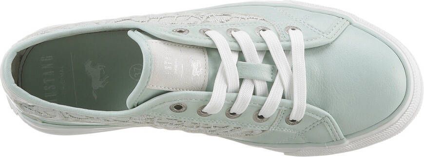 Mustang Shoes Sneakers met kant vrijetijdsschoen halfhoge schoen veterschoen