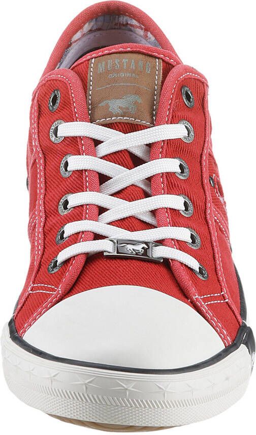 Mustang Shoes Sneakers met mustang merkembleem vrijetijdsschoen lage schoen veterschoen