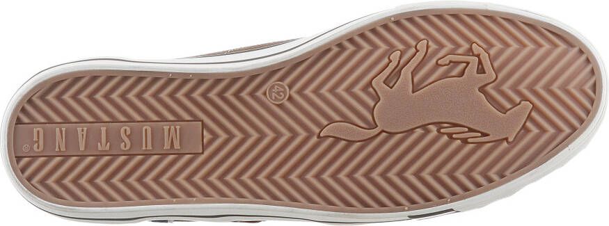 Mustang Shoes Sneakers met contrasterende details vrijetijdsschoen lage schoen veterschoen