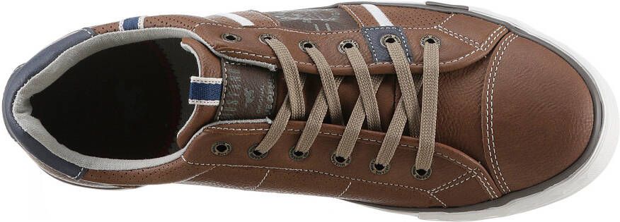 Mustang Shoes Sneakers met contrasterende details vrijetijdsschoen lage schoen veterschoen