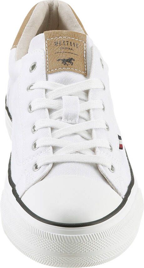 Mustang Shoes Sneakers vrijetijdsschoen lage schoen veterschoen met rubberen kap