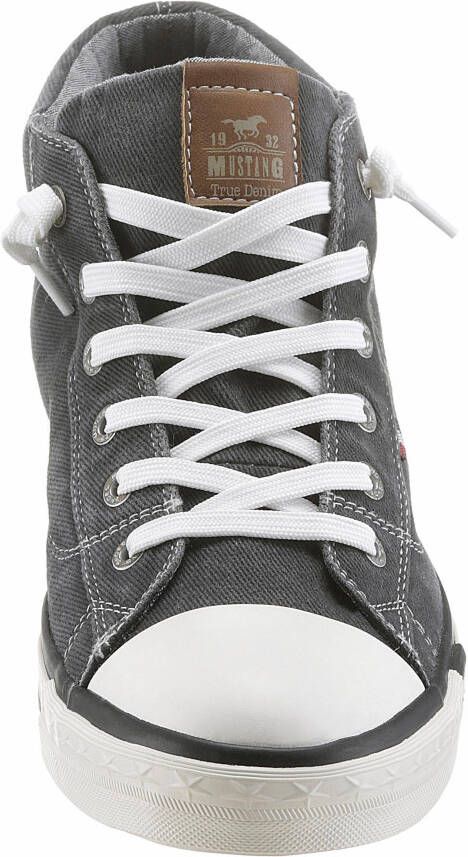Mustang Shoes Sneakers veterschoen lage schoen vrijetijdsschoen met rubberen kap