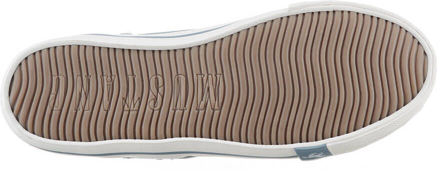 Mustang Shoes Sneakers high top-sneaker veterschoen met label in de loopzool