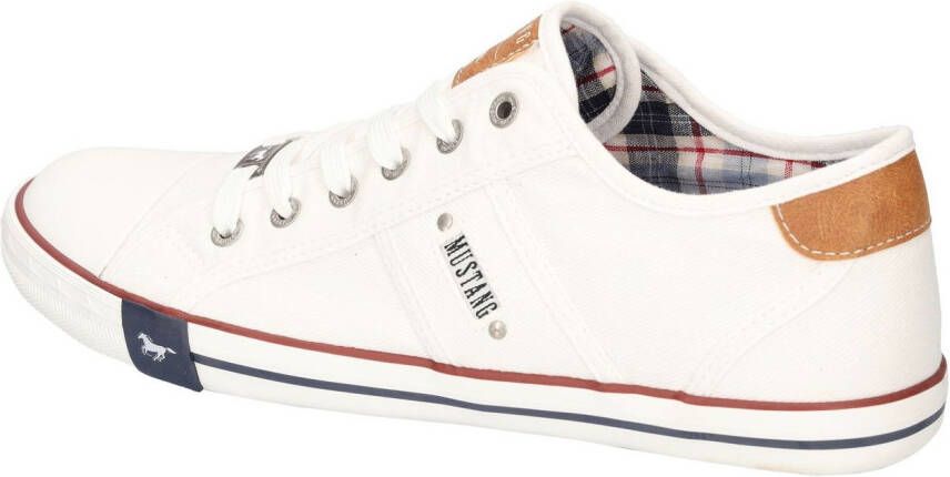 Mustang Shoes Sneakers met mustang merkembleem vrijetijdsschoen lage schoen veterschoen