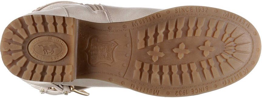 Mustang Shoes Winterlaarzen met siergespen op de slouchy schacht