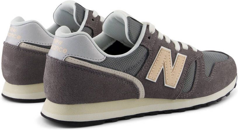 New Balance Sneakers 373