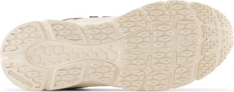 New Balance Sneakers 408 geïnspireerd door de 530